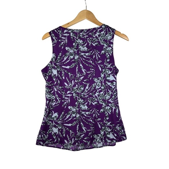 Banana Republic Leaf Print Sleeveless Blouse‎ size Medium Purple - Picture 4 of 6